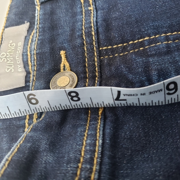 Chicos so slimming dark blue wash size 0( 4 )jeans - Picture 7 of 14
